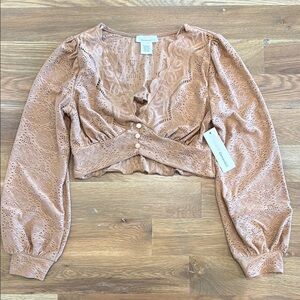 URBAN Romantics Gold Long Sleeve Ruched Crop Blouse